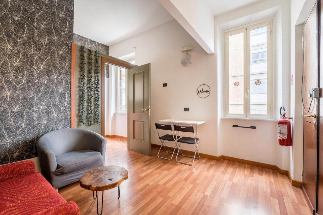 Rooms Piramide Рим Екстериор снимка