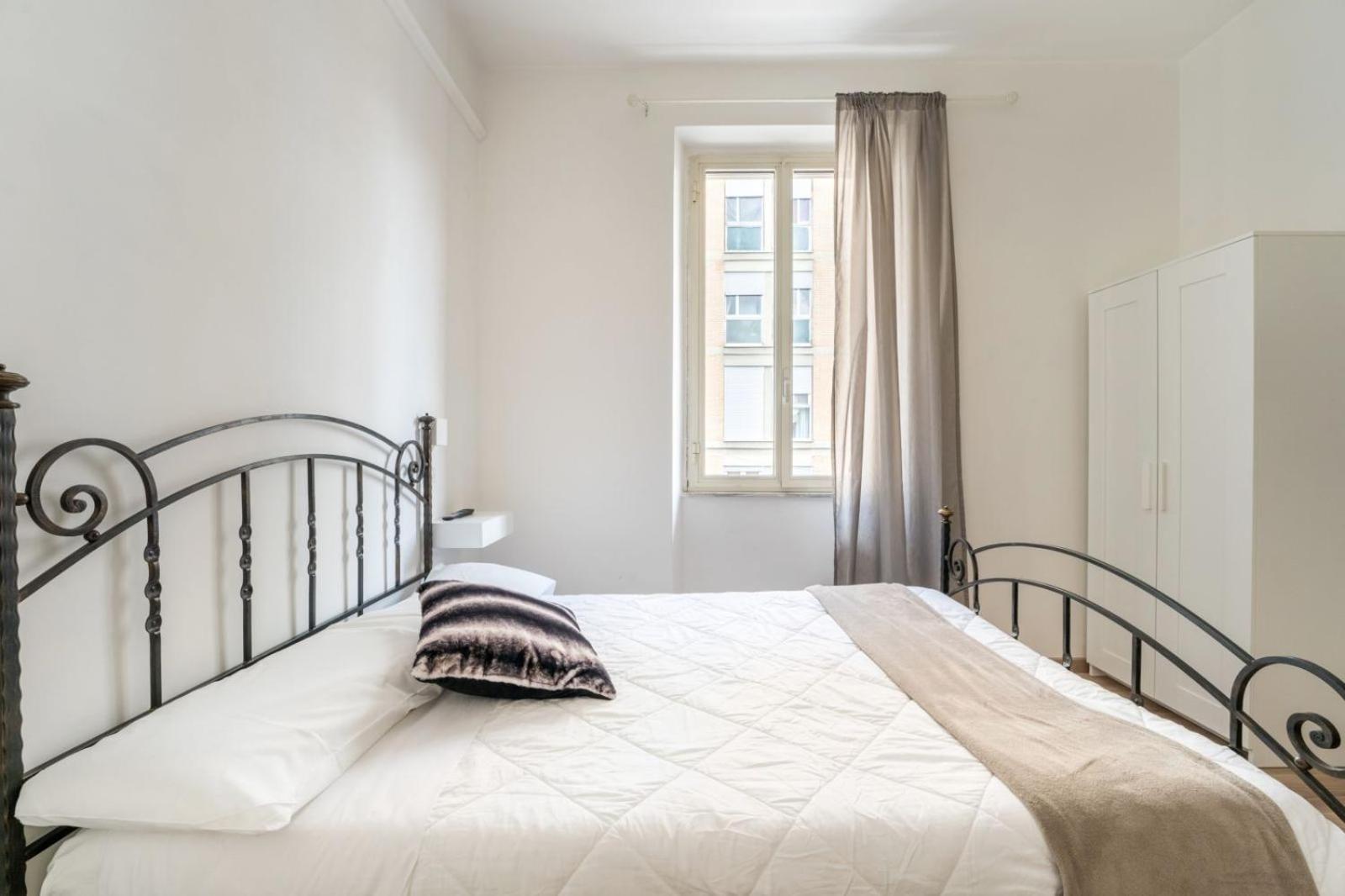 Rooms Piramide Рим Екстериор снимка