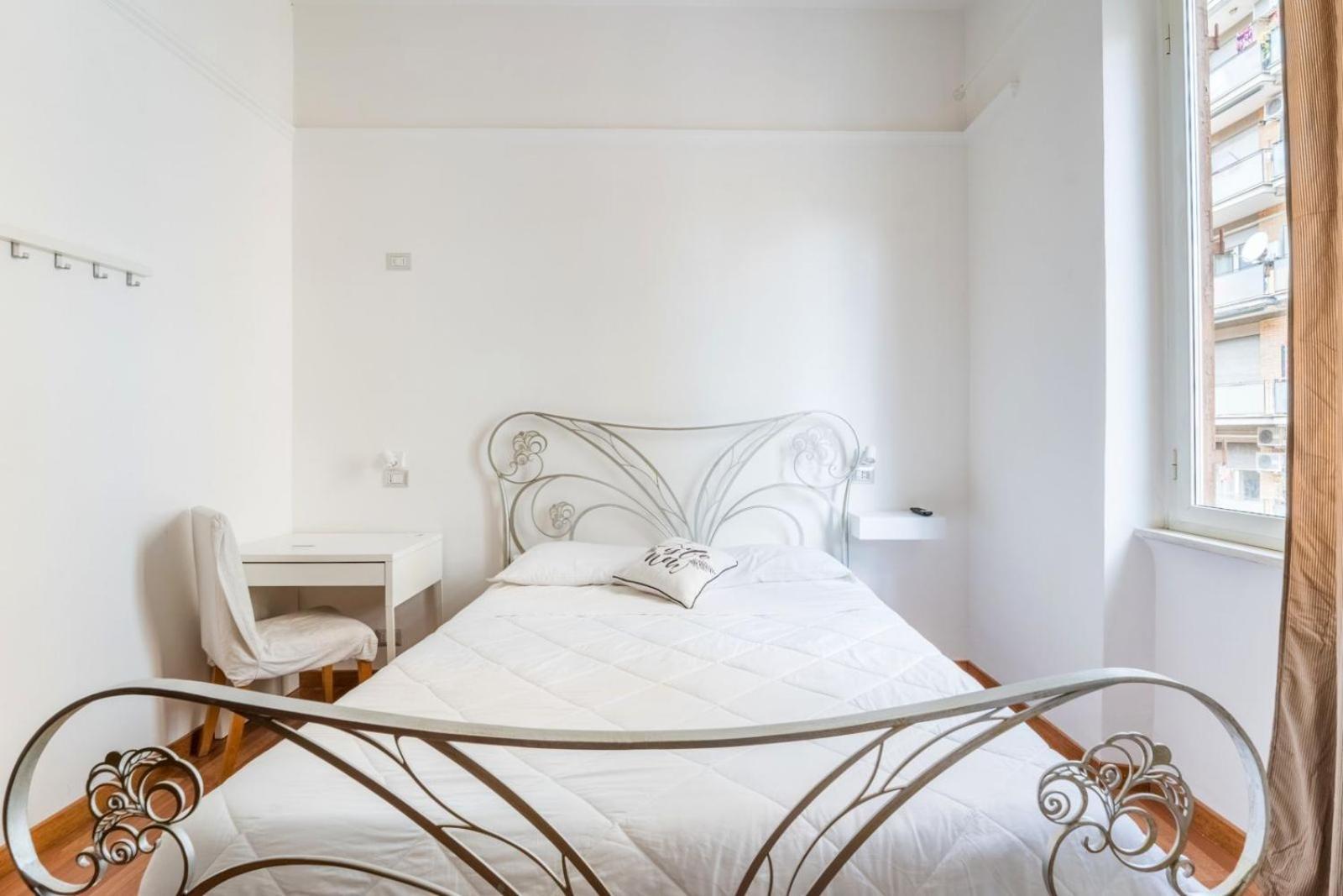Rooms Piramide Рим Екстериор снимка