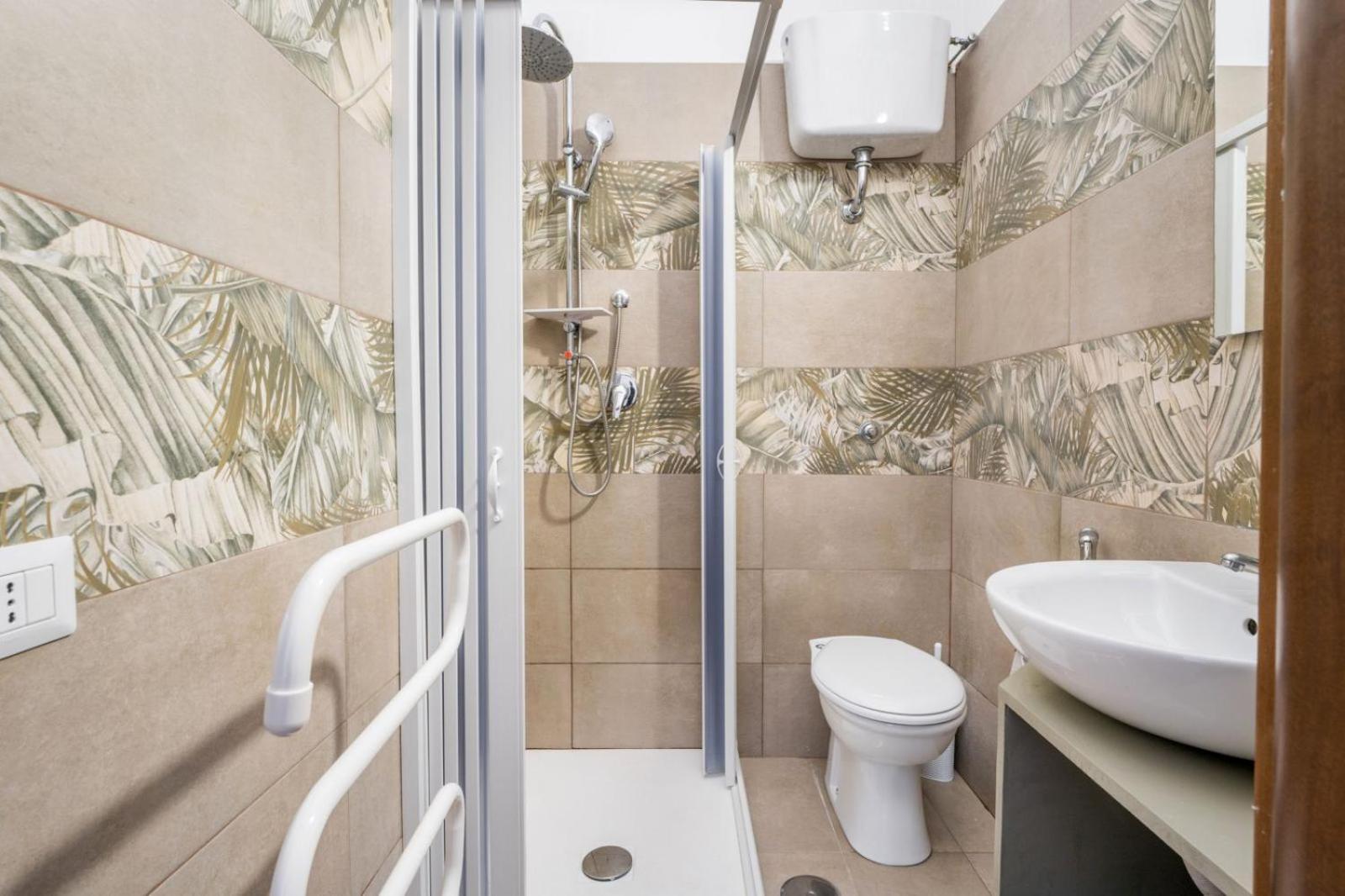 Rooms Piramide Рим Екстериор снимка